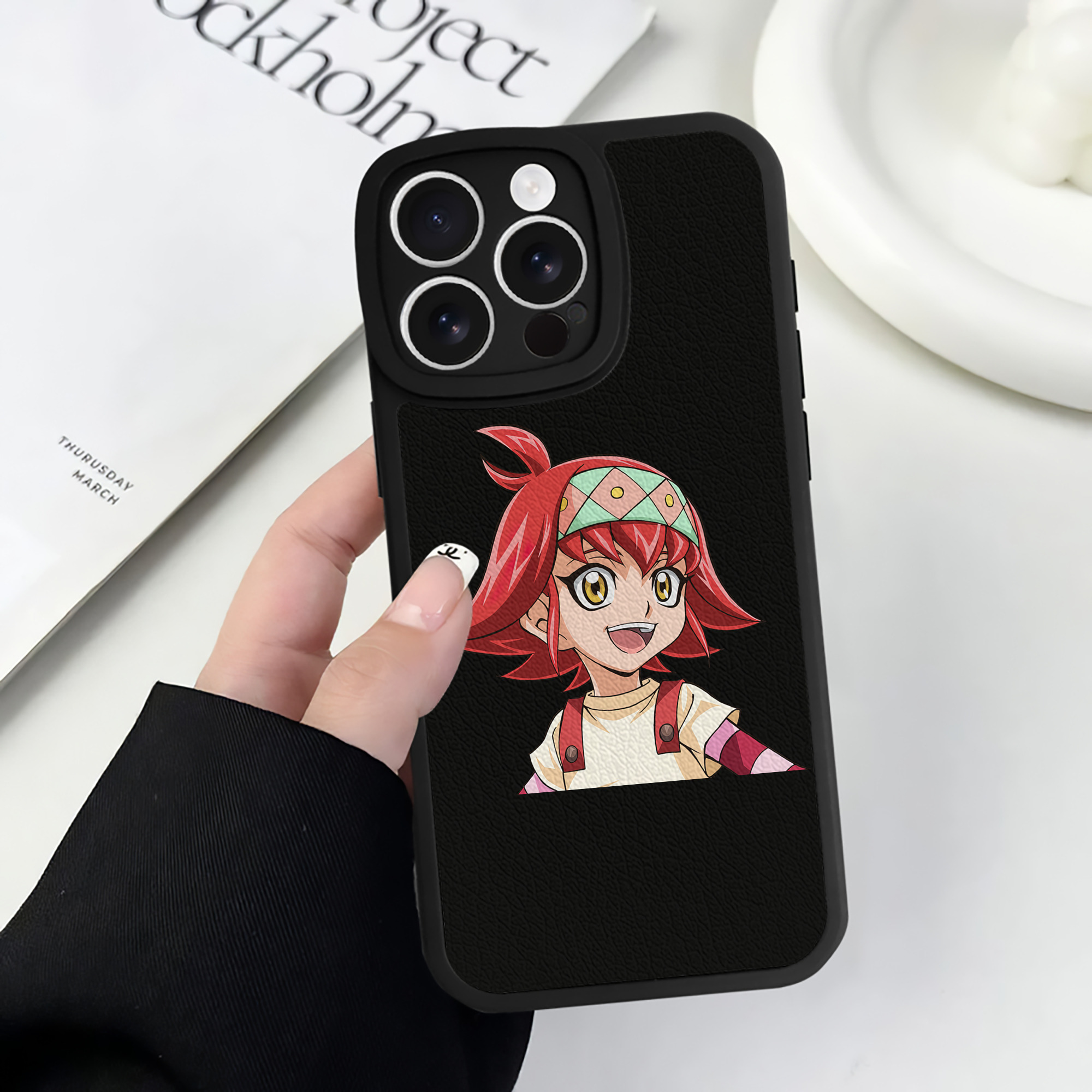 遊☆戯☆王 Yu-Gi-Oh! 【iPhone 16シリーズ対応】シリコンスマホケース（レザー調） 材質：シリコン